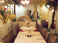 Griechisches Restaurant Meteora, Räume